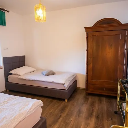 Apartmani Suzana Klenovica Exterior photo